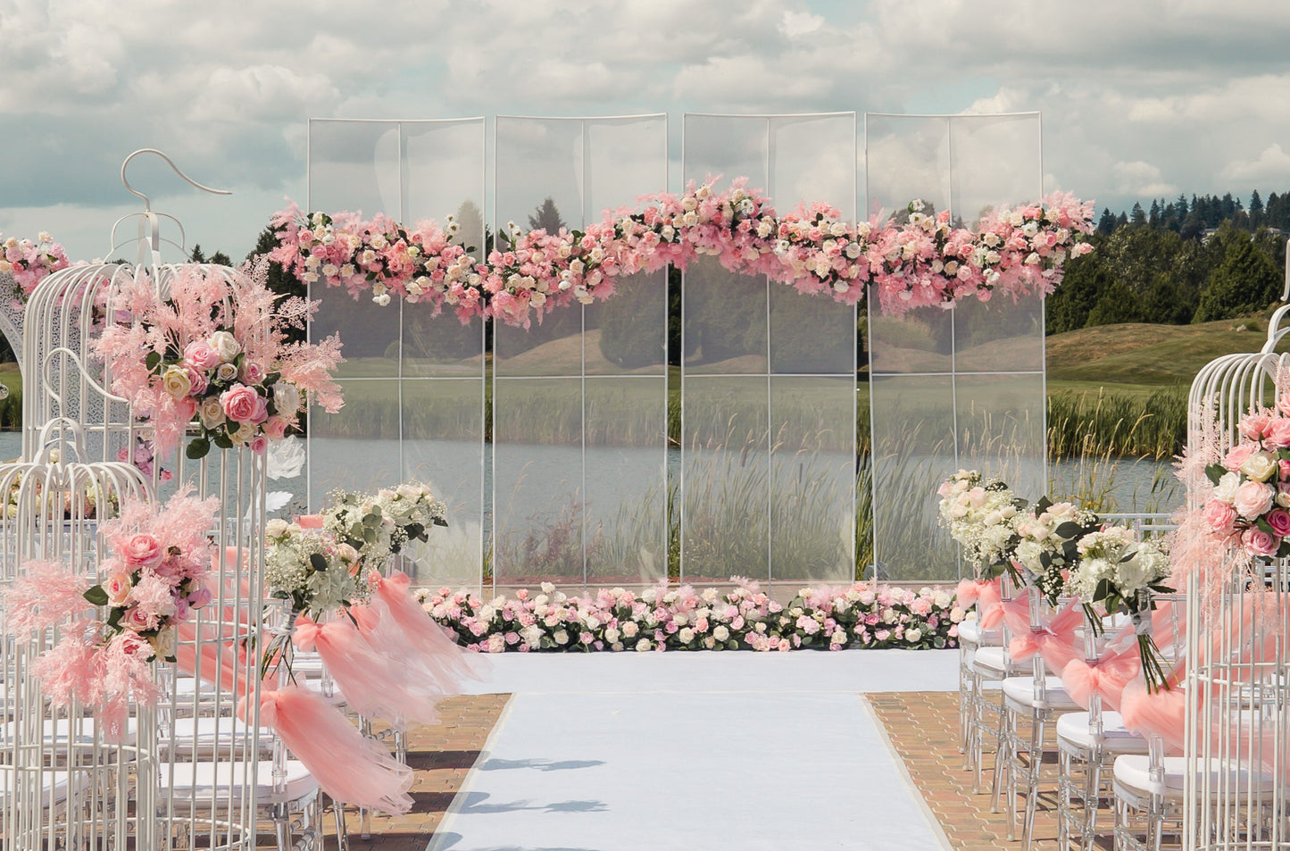 Metal Semicircle Grid Backdrop - Fino Decor