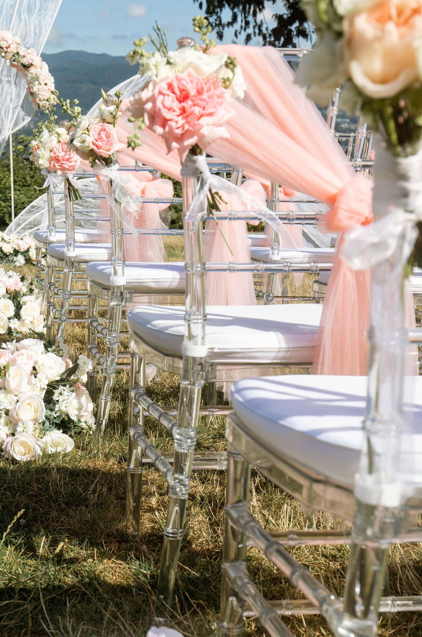 Clear Chiavari Chair - Fino Decor