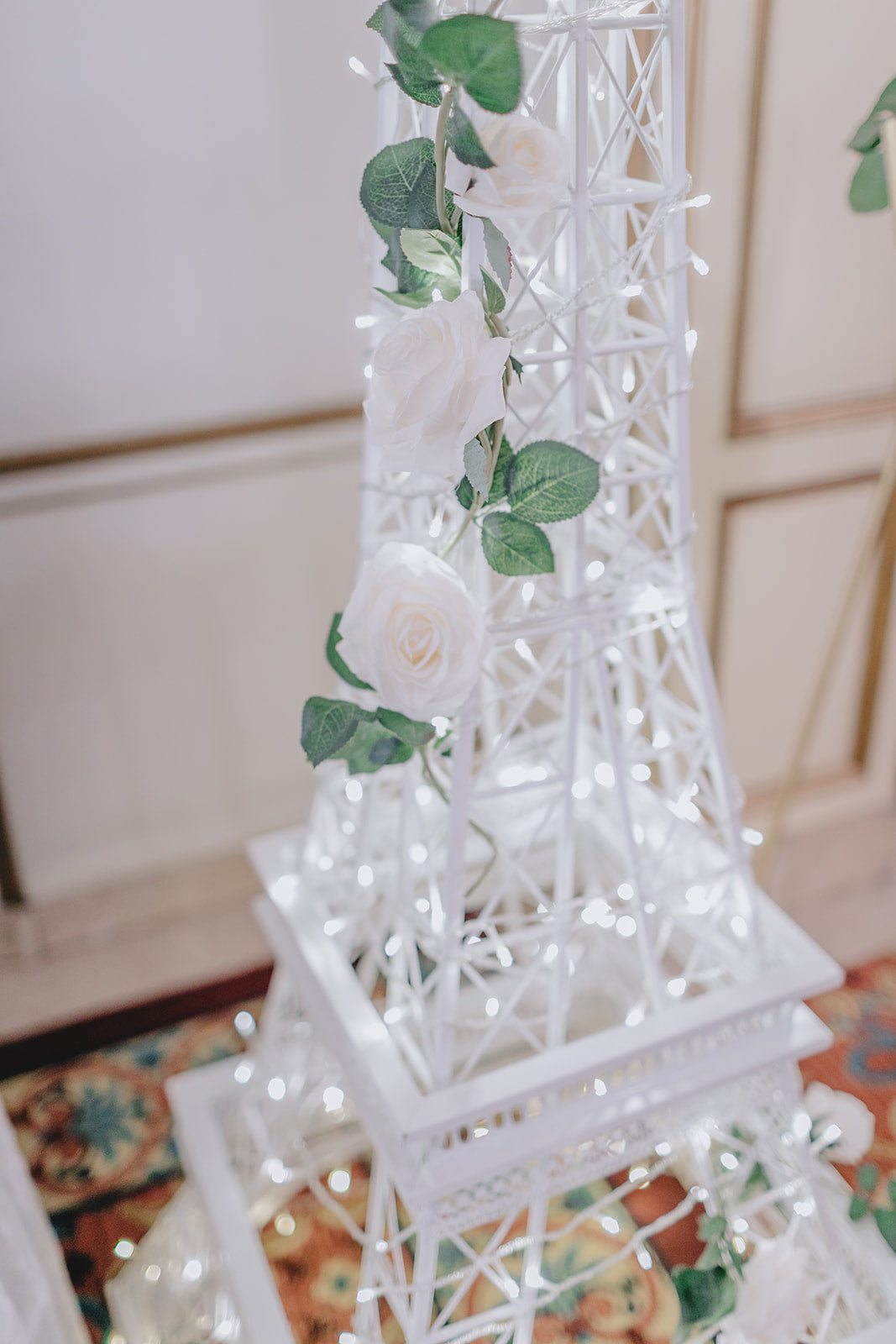 Eiffel Tower / Wedding Tower/ Wedding Display - Fino Decor