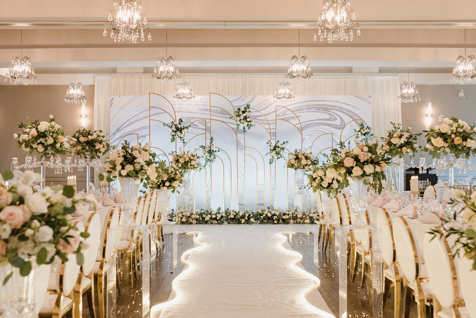 Luxury Metal Backdrop/Gold Stage Background Only - Fino Decor