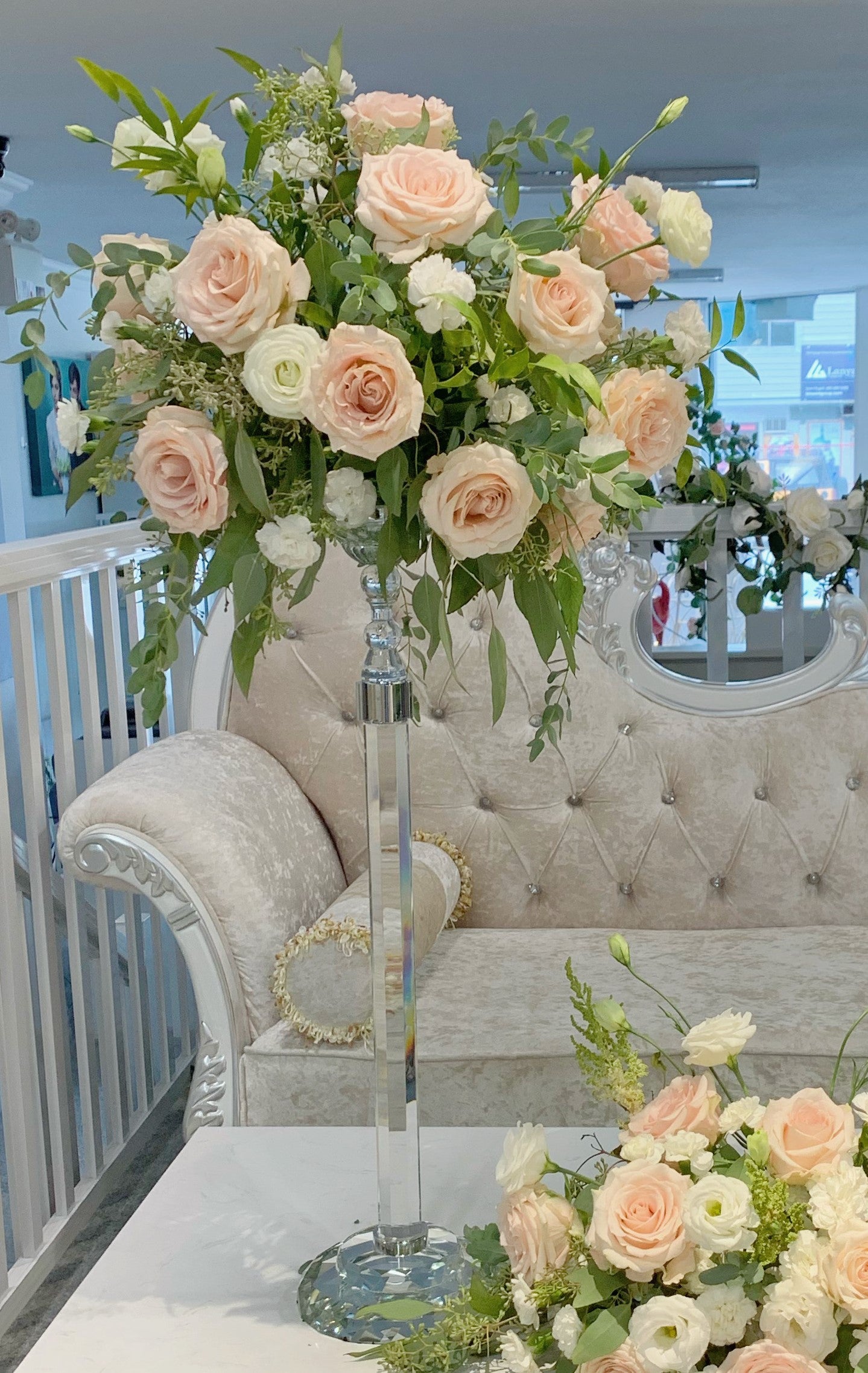 Tall 4 Arms Wedding Centerpiece Crystal Candelabra Centerpiece Top Flower Bowl for Table - Fino Decor