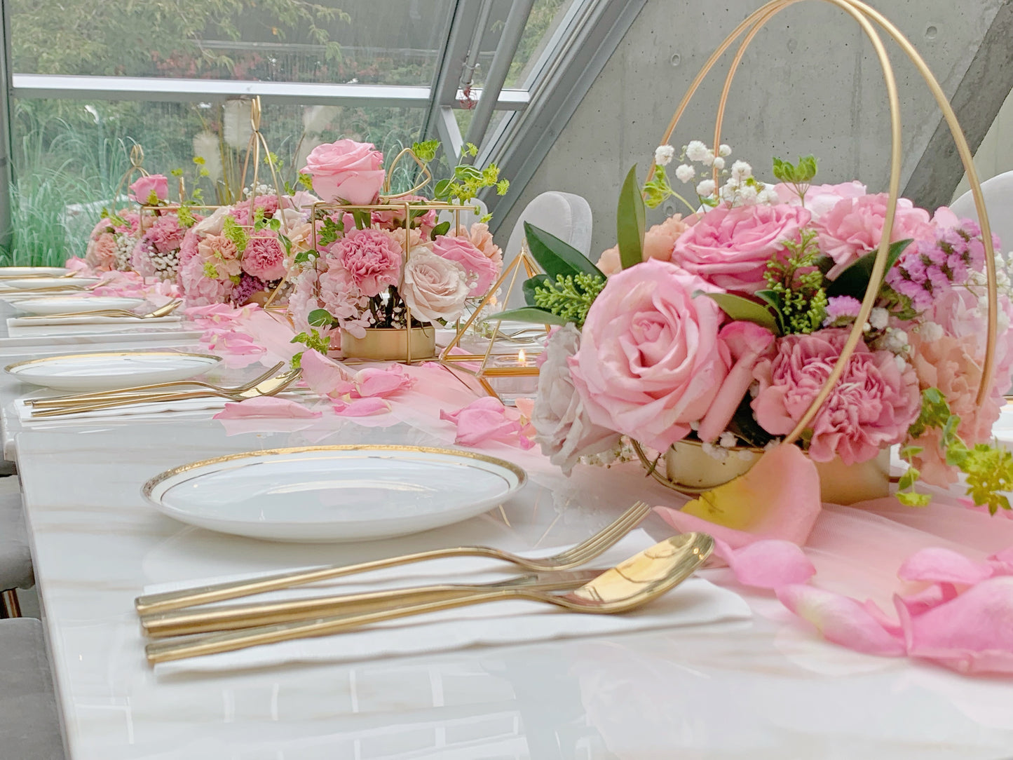 Circle Gold Flower Bowl - Fino Decor