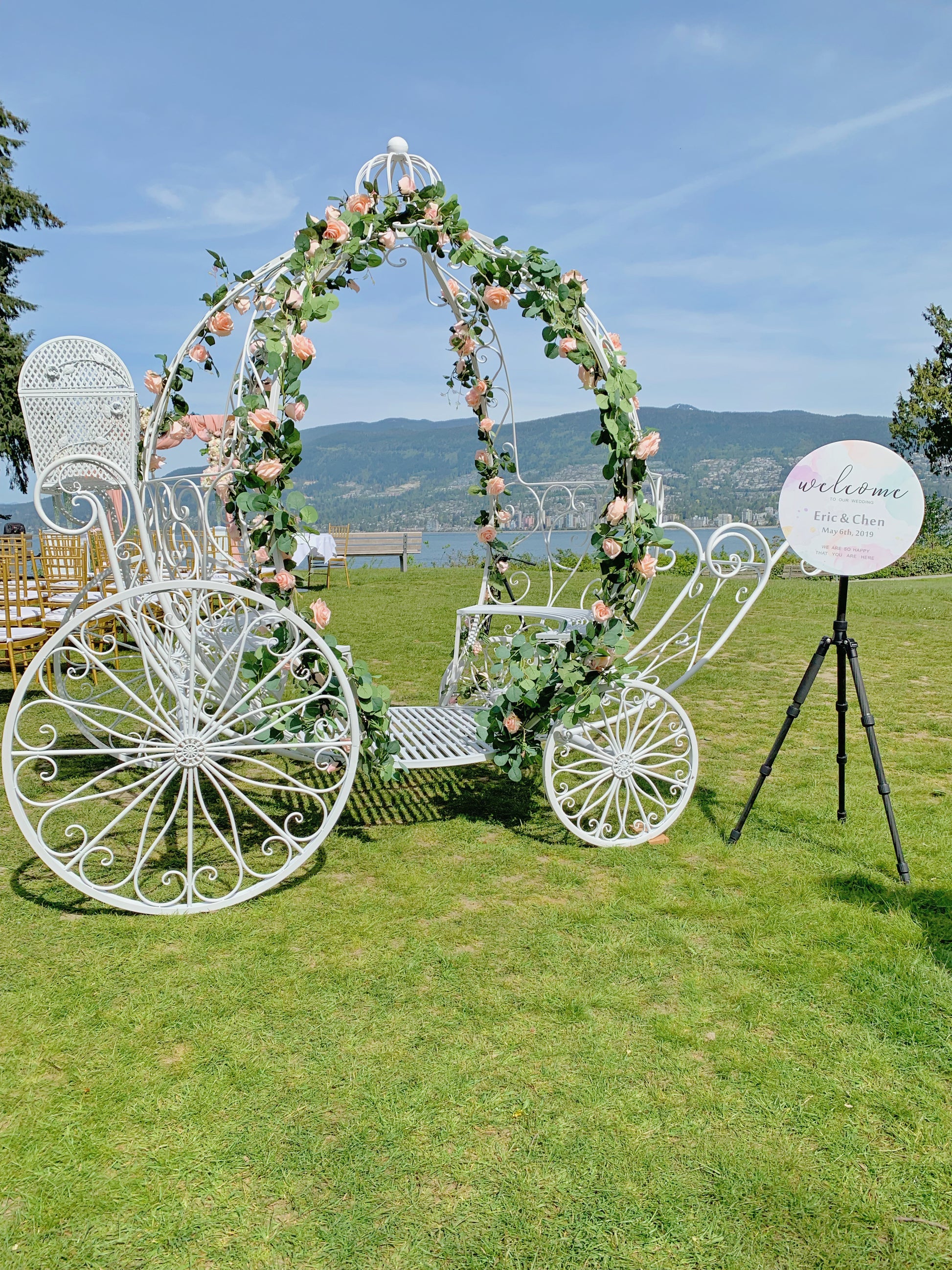 Cinderella Carriage / Dreamy Wedding Carriage /  Pumpkin Carriage - Fino Decor