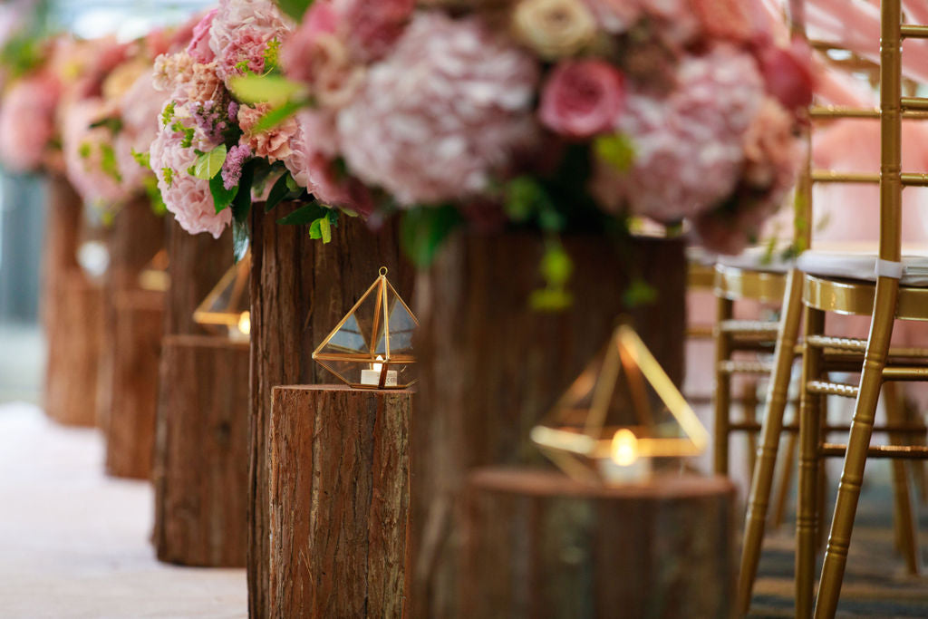 Wooden stake/Wedding Pilar - Fino Decor