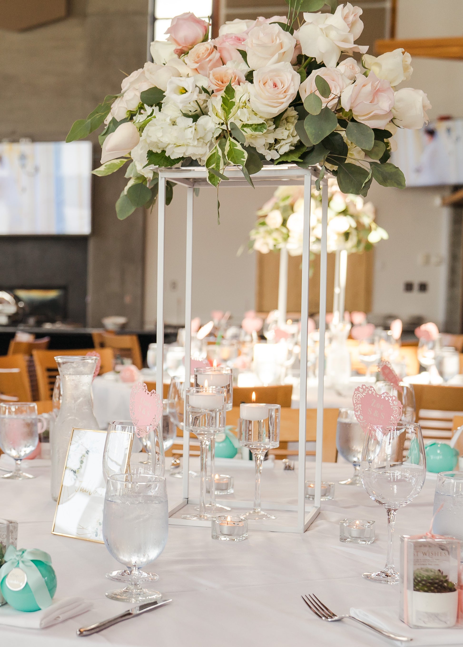 Metal Column Pillar/Centerpiece Stand - Fino Decor