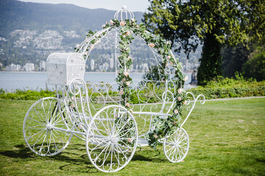 Cinderella Carriage / Dreamy Wedding Carriage /  Pumpkin Carriage - Fino Decor